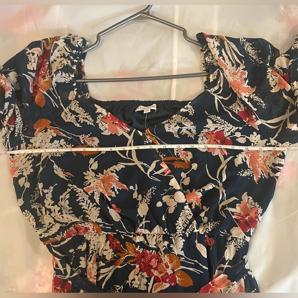 Luxology Women's V Neck Tiered Maxi Dress, Sz: M, Green - Picture 10 of 12